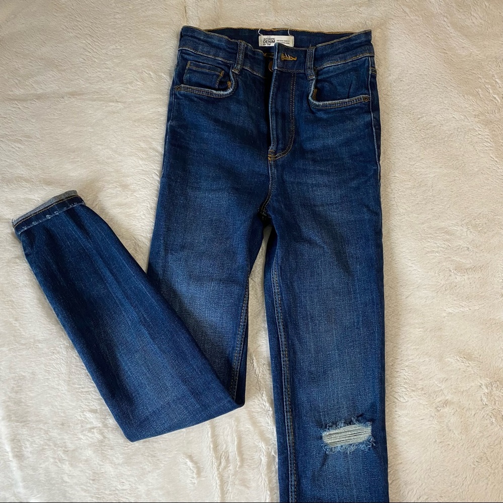 Zara Ripped Skinny Jeans